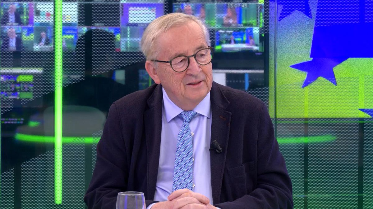 Украина не готова вступить в НАТО или ЕС, говорит Юнкер