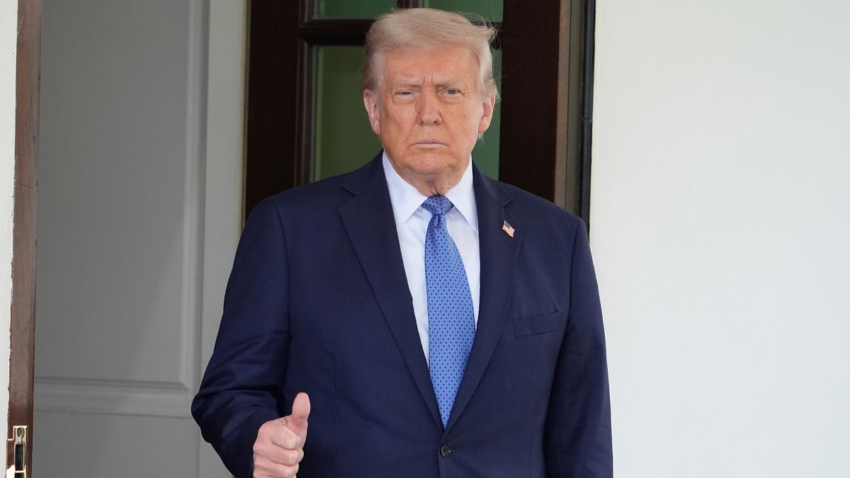Трамп говорит о диалоге с Китаем – Пекин отрицает любые торговые переговоры