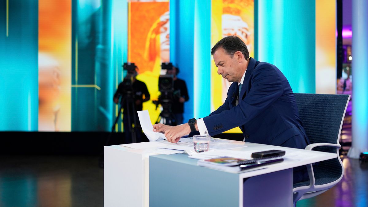 Португалия объявила о высылке около 18 000 нелегалов