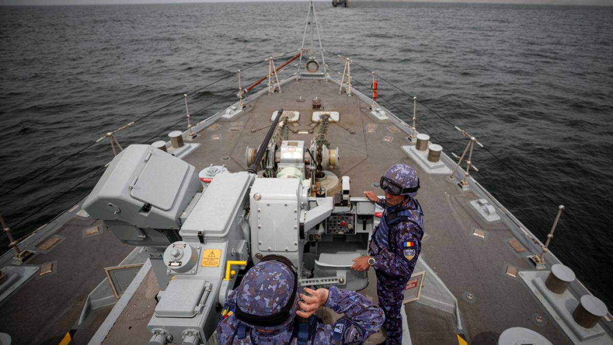 Румыния поручила дронам борьбу с морскими минами