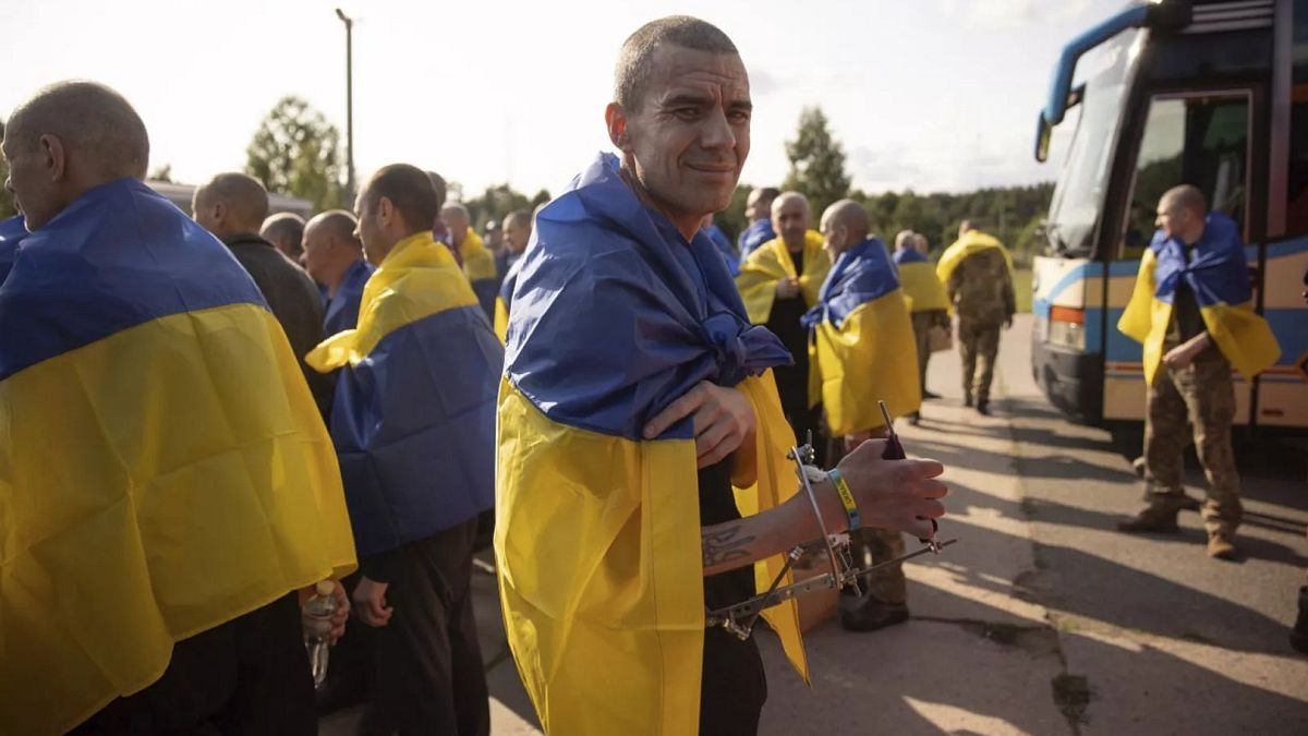 Украина и Россия обмениваются военнопленными в рамках стамбульского соглашения