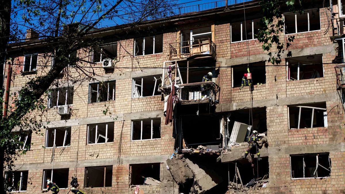 Украина нанесла удар по российской авиабазе