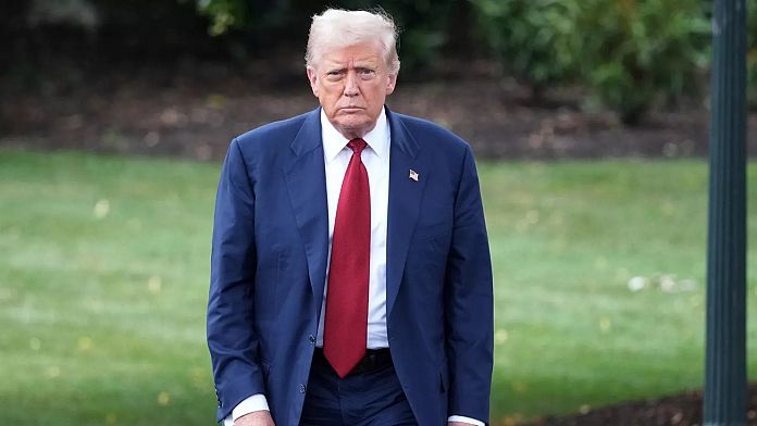 Дональд Трамп уволил главу Бюро трудовой статистики после удручающего отчета о занятости Дональд Трамп уволил главу Бюро трудовой статистики после удручающего отчета о занятости