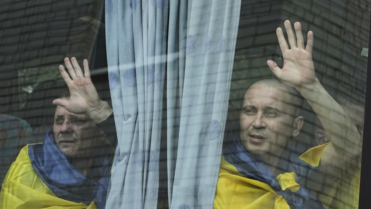 Москва утверждает, что Киев препятствует обмену военопленными. Так ли это?