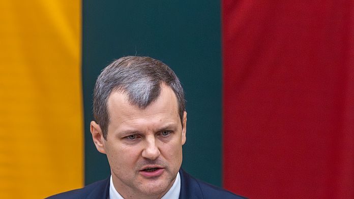 Правительство Литвы официально уходит в отставку вслед за премьер-министром Палуцкасом