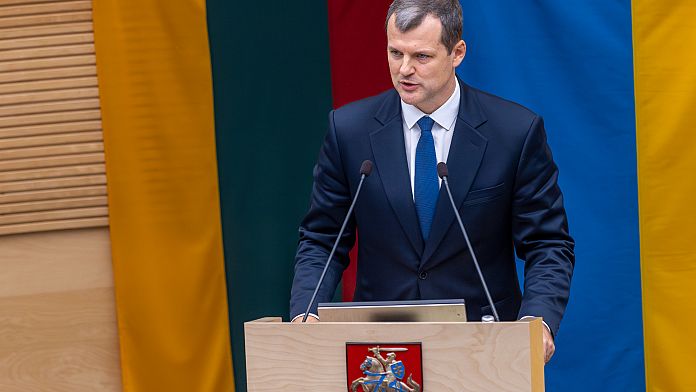 Премьер-министр Литвы Гинтаутас Палуцкас подал в отставку из-за коррупционного скандала