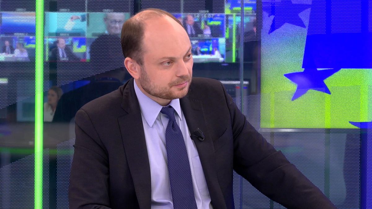 «Трамп поддаётся лести Путина» — российский оппозиционер Кара-Мурза